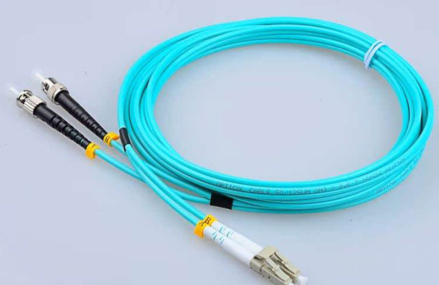 Advancements in Fiber Optic Connector Technology Usher in a New Era of High-Speed Connectivity